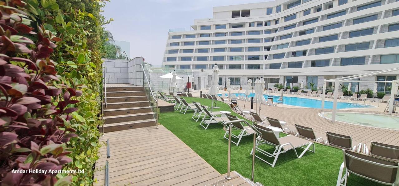 Sea Side One Step To The Beach-by Amdar Holiday Apartment