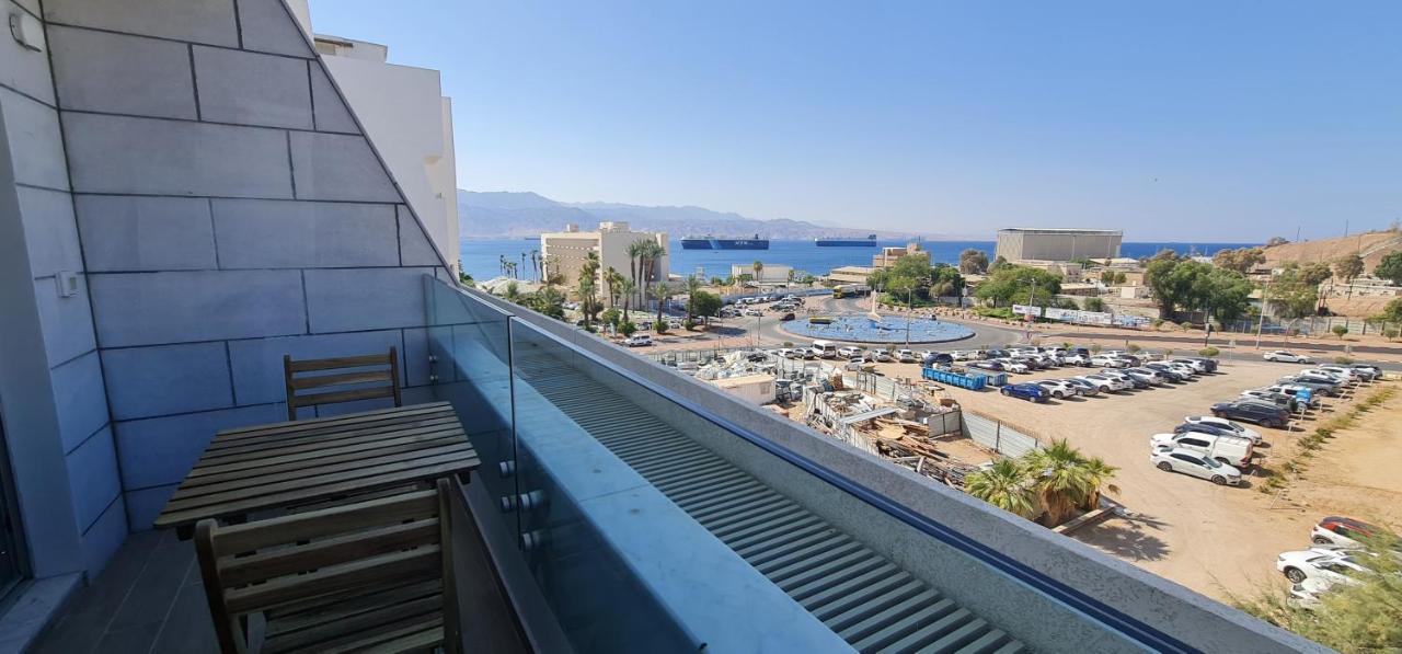 Apartment Sea Side One Step To The Beach-by Amdar Holiday